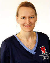 Tier�rztin Nadine Farwick