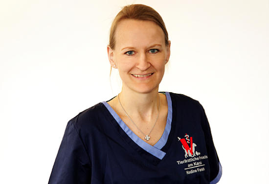Tier�rztin Nadine Farwick